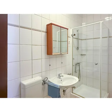 1 Bedroom Awesome In Rab Apartment *